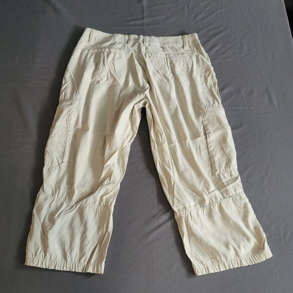 WindRiver Capri Pants Womens 10 Cream Brown Outdoor Cargo Pockets Stretch Hiking - Picture 10 of 12